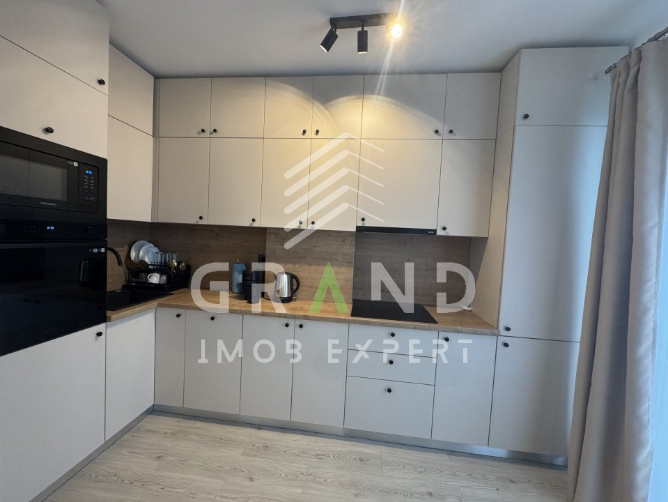 PRIVELIȘTE UNICĂ!Ap 3 camere,TERASĂ 60 mp,JACUZZI,PARCARE SUBTERANĂ,VIVO/Urbano