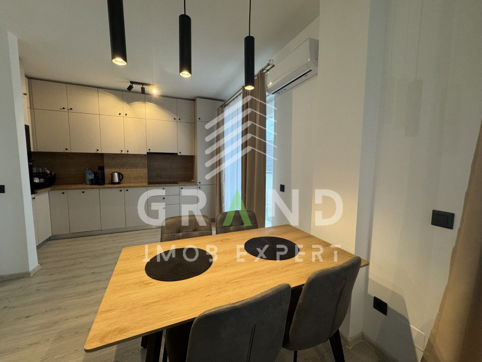 PRIVELIȘTE UNICĂ!Ap 3 camere,TERASĂ 60 mp,JACUZZI,PARCARE SUBTERANĂ,VIVO/Urbano