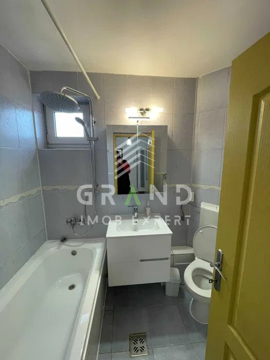 Ap 1 camera, BALCON, PARCARE, zona Zorilor