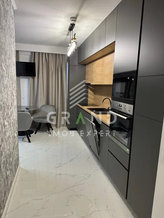 MODERN! Ap 2 camere, BALCON, PARCARE, zona Someseni/Traian Vuia