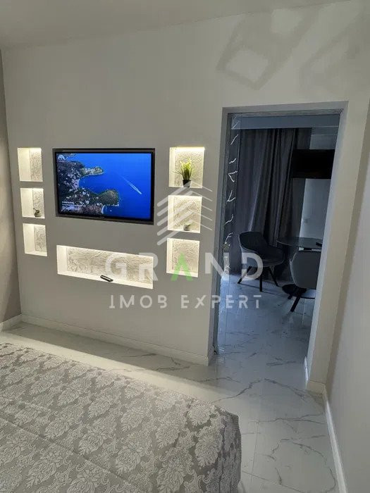 MODERN! Ap 2 camere, BALCON, PARCARE, zona Someseni/Traian Vuia