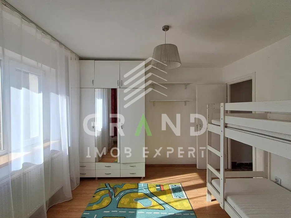 Ap 2 camere DECOMANDAT, PARCARE, zona Gruia