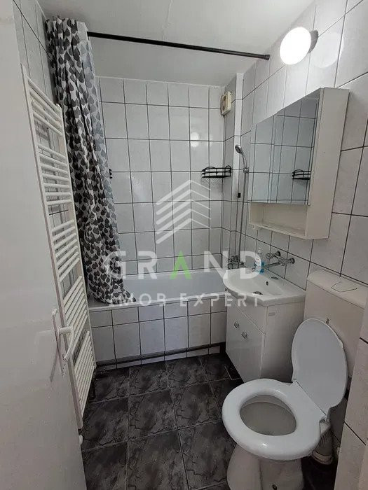 Ap 2 camere DECOMANDAT, PARCARE, zona Gruia