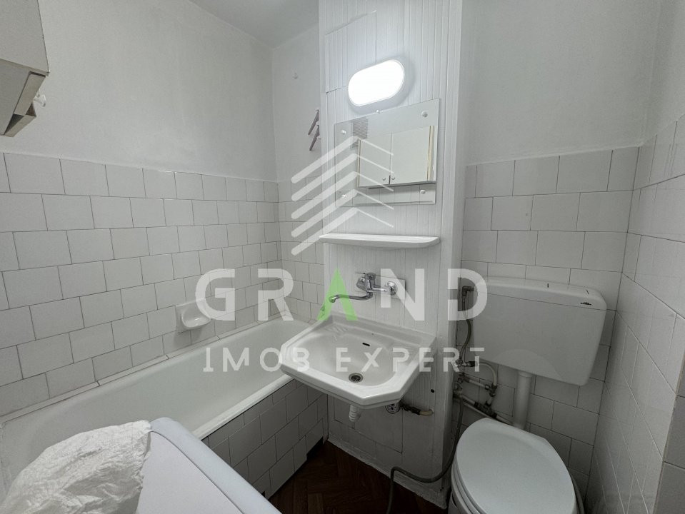 Ap 1 camera | DECOMANDAT | RENOVAT | BALCON | P-ta Marasti