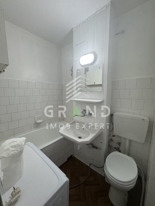 Ap 1 camera | DECOMANDAT | RENOVAT | BALCON | P-ta Marasti