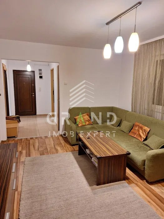 OPORTUNITATE! Ap 3 camere, BALCON, zona Manastur/Primaverii