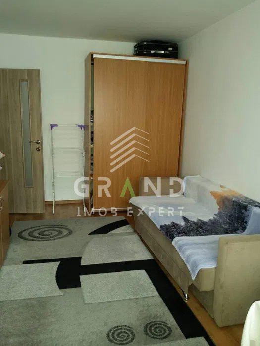 GARSONIERA ECONOMA, BALCON INCHIS, zona Marasti/Cernei