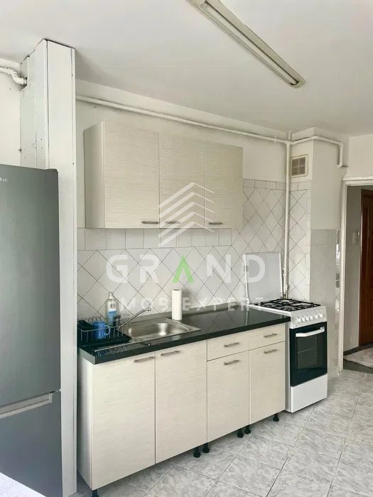 Ap 2 camere DECOMANDAT, BALCON, zona Manastur/Big