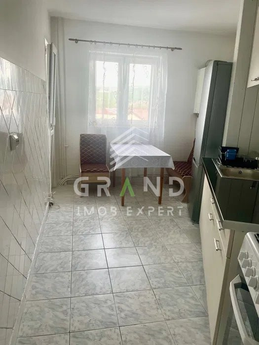 Ap 2 camere DECOMANDAT, BALCON, zona Manastur/Big