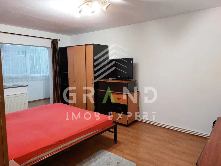OPORTUNITATE! Ap 4 camere, BALCON INCHIS, PARCARE zona Zorilor/UMF