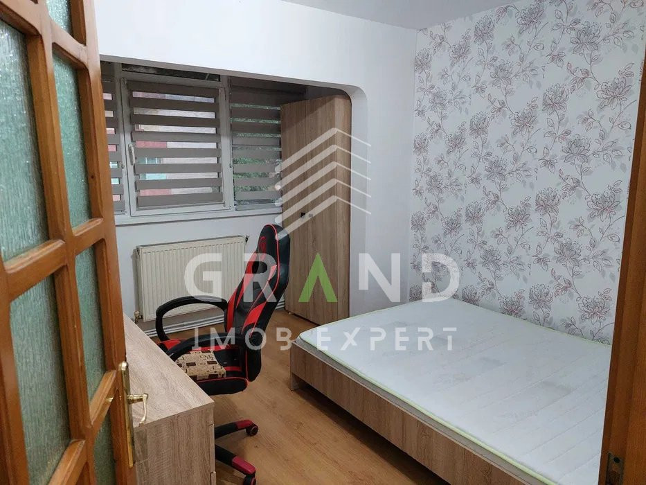 OPORTUNITATE! Ap 4 camere, BALCON INCHIS, PARCARE zona Zorilor/UMF