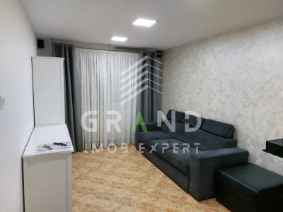 OPORTUNITATE! Ap 4 camere, BALCON INCHIS, PARCARE zona Zorilor/UMF