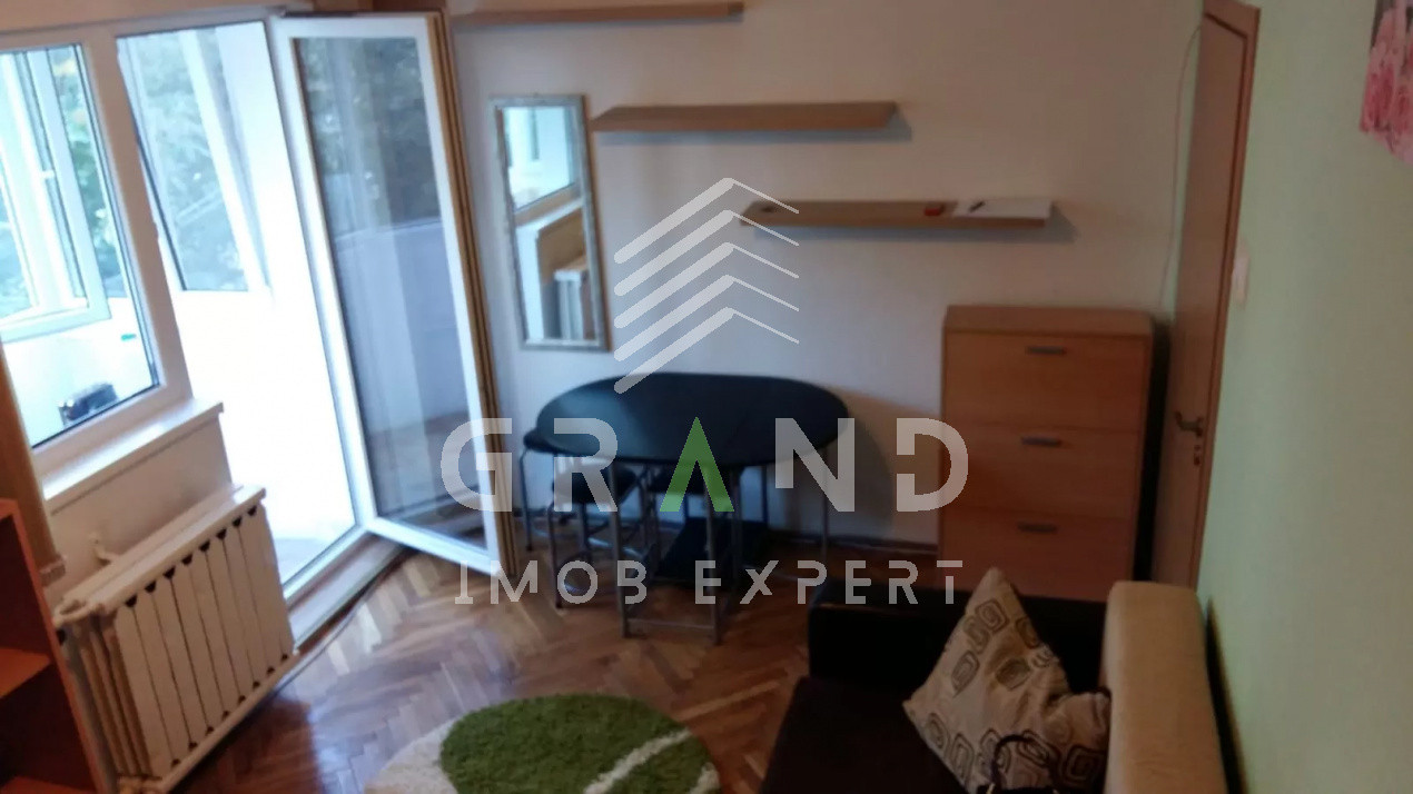 Oportunitate! Garsoniera,Balcon, Zona Zorilor/ Rapsodiei