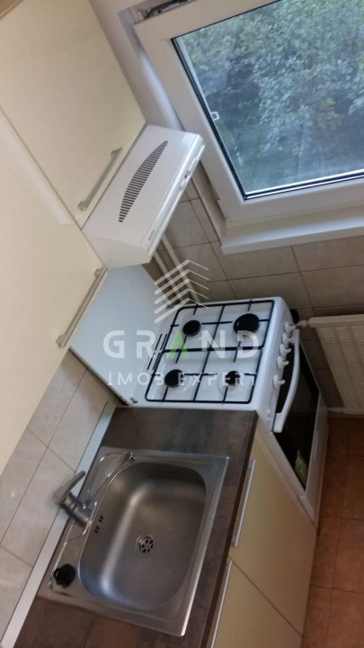Oportunitate! Garsoniera,Balcon, Zona Zorilor/ Rapsodiei