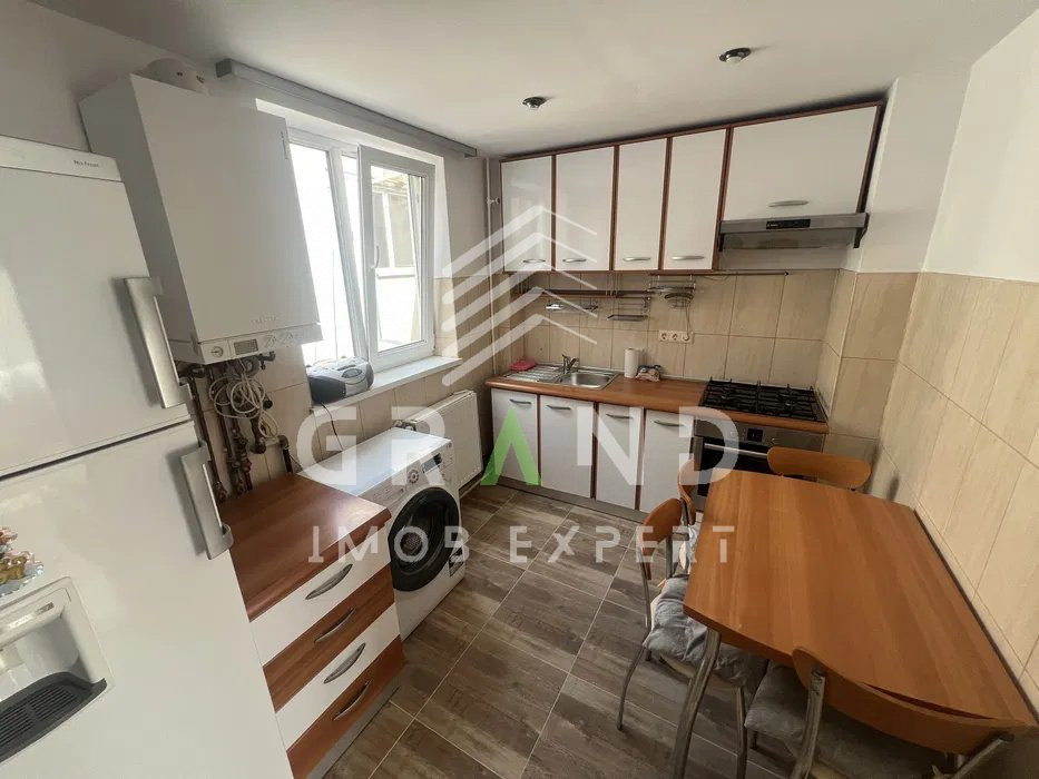 Ap 2 camere DECOMANDAT, BALCON INCHIS, zona Manastur/Primaverii