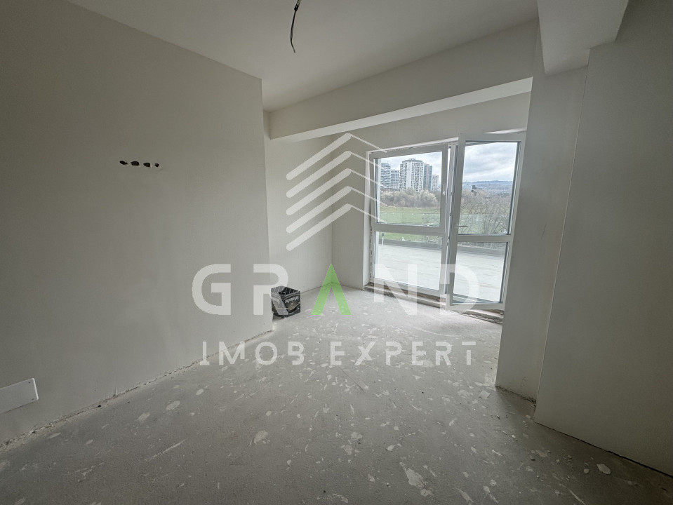 Apartament exclusivist 3 camere-terasa uriasa si panorama de vis!