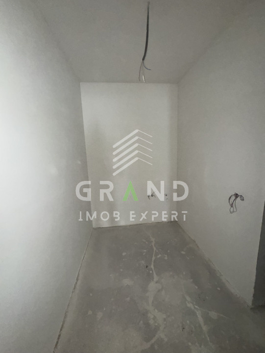 Apartament exclusivist 3 camere-terasa uriasa si panorama de vis!