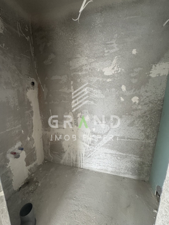Apartament exclusivist 3 camere-terasa uriasa si panorama de vis!
