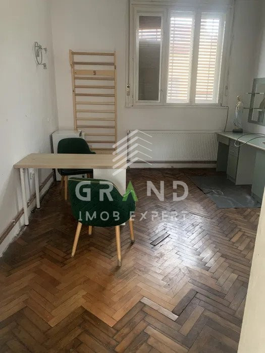 SPATIU DE BIROU 3 INCAPERI, PARCARE, zona SEMICENTRAL/GARA