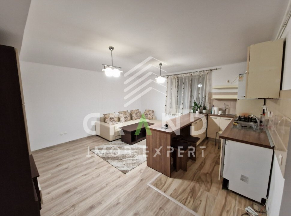 Ap 2 camere/ 51mp/ Floresti/ Răzoare / Parcare