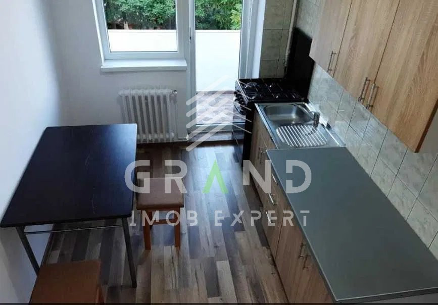 Ap 3 camere, BALCON, zona Manastur