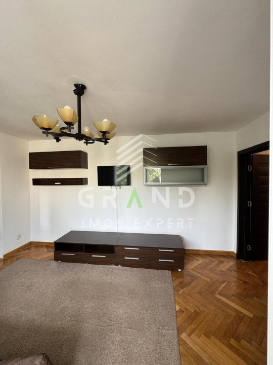 OPORTUNITATE!Ap 3 camere DECOMANDAT, BALCON, zona Manastur