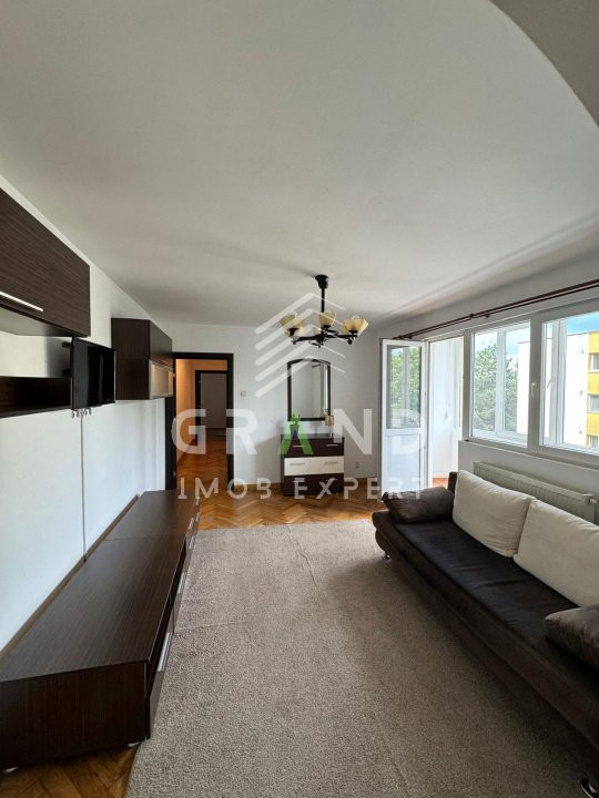 OPORTUNITATE!Ap 3 camere DECOMANDAT, BALCON, zona Manastur