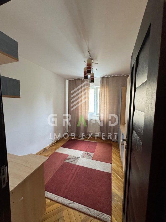 OPORTUNITATE!Ap 3 camere DECOMANDAT, BALCON, zona Manastur