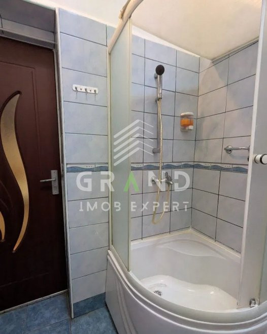Ap 3 camere, CURTE INTERIOARA, PET-FRIENDLY, zona Semicentral/Decebal