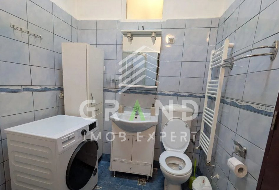 Ap 3 camere, CURTE INTERIOARA, PET-FRIENDLY, zona Semicentral/Decebal