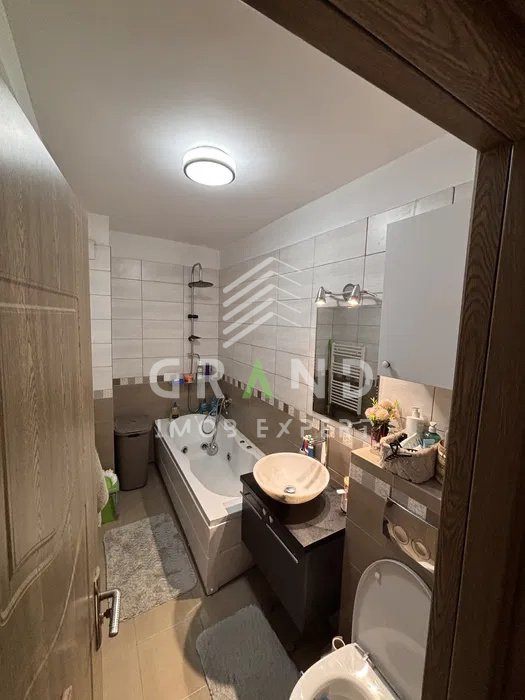 Apartament 2 camere, 58 mp + 2 balcoane, zonă aerisită Arinilor, Mănăștur