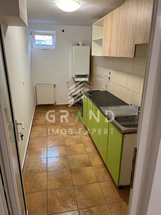Apartament 1 camera DECOMANDAT, PARCARE, zona Fagului