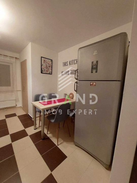 Ap 3 camere DECOMANDAT, BALCON, PARCARE, zona Manastur/Campului
