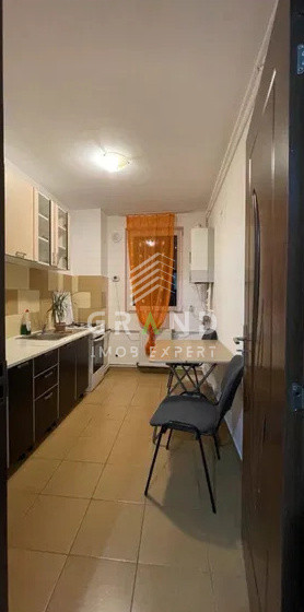 Ap 2 camere DECOMANDAT, BALCON, PARCARE, zona Calea Turzii