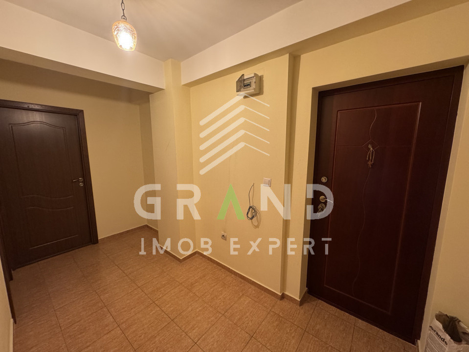 OPORTUNITATE!AP 3 CAMERE,2 BALCOANE,PARCARE,ZONA BACIU/PETROM