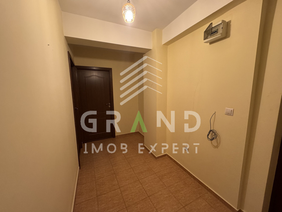 OPORTUNITATE!AP 3 CAMERE,2 BALCOANE,PARCARE,ZONA BACIU/PETROM