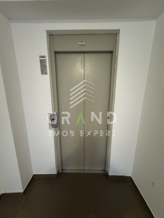 OPORTUNITATE!AP 3 CAMERE,2 BALCOANE,PARCARE,ZONA BACIU/PETROM