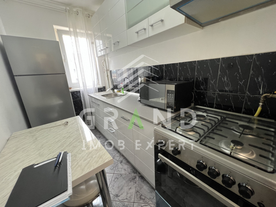 Oportunitate!Ap 2 camere, BALCON, Zona Manastur/BIG/Bucegi