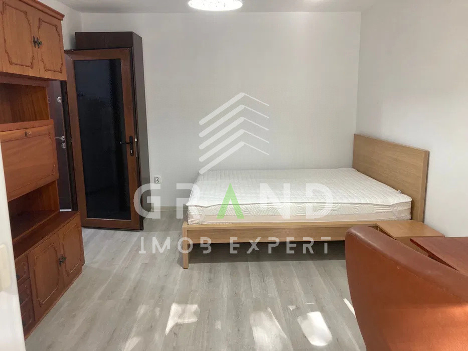 Ap 2 camere,DECOMANDAT,2 balcoane,PARCARE inclusă–Mănăștur/Izlazului