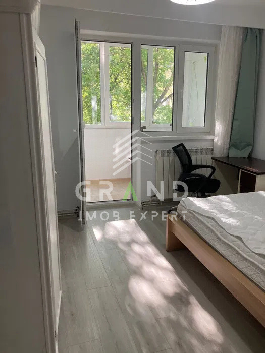 Ap 2 camere,DECOMANDAT,2 balcoane,PARCARE inclusă–Mănăștur/Izlazului