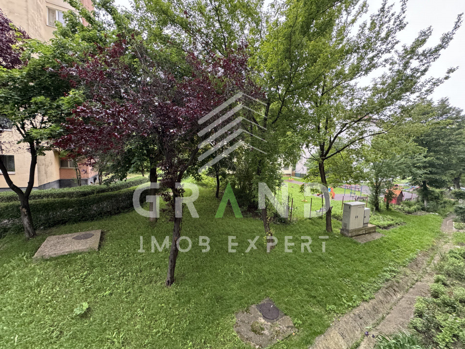 Ap 2 camere,DECOMANDAT,2 balcoane,PARCARE inclusă–Mănăștur/Izlazului