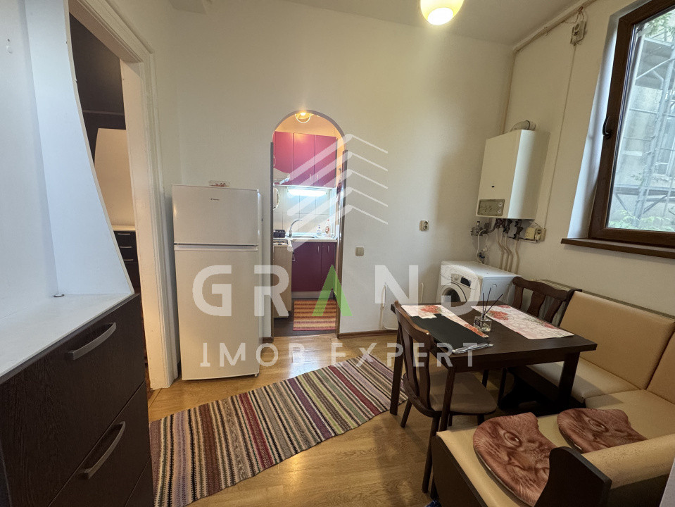 Ap 1 camera | DECOMANDAT | BALCON | CAT-FRIENDLY | P-ta Avram Iancu