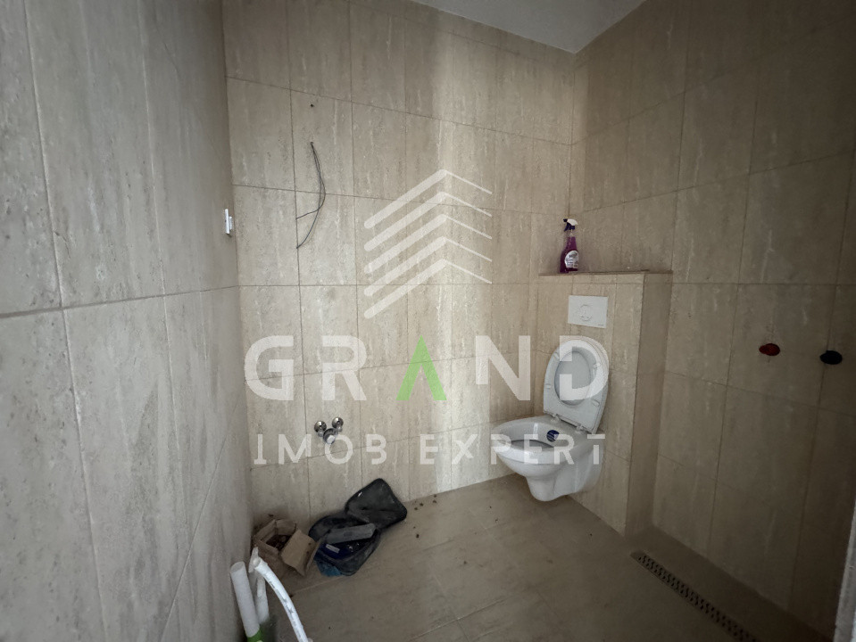 Garsonieră de vânzare 17mp+BALCON– zona Vivo/Restaurant Roata Faget