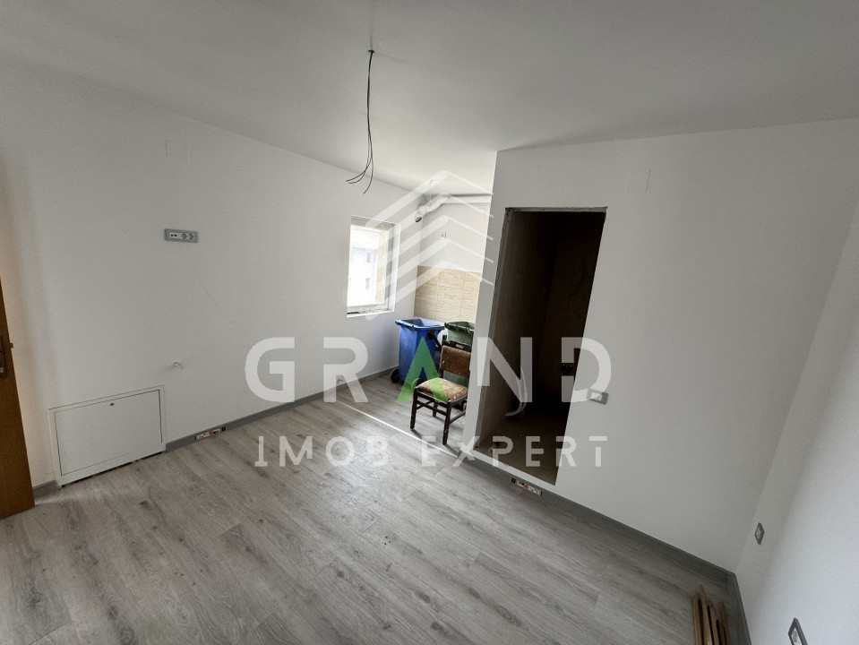 Garsonieră de vânzare 17mp+BALCON– zona Vivo/Restaurant Roata Faget