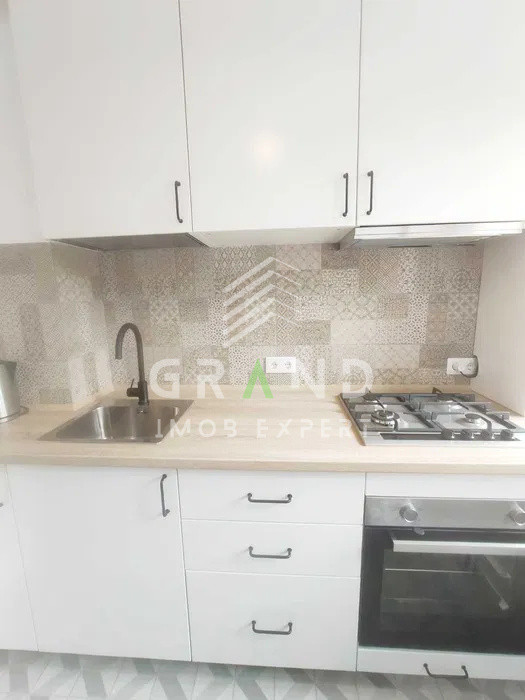 Ap 3 camere, BALCON, zona Grigorescu