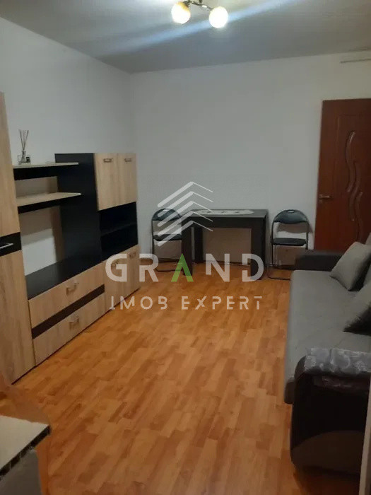 GARSONIERA ECONOMA, BALCON, zona Manastur/Big