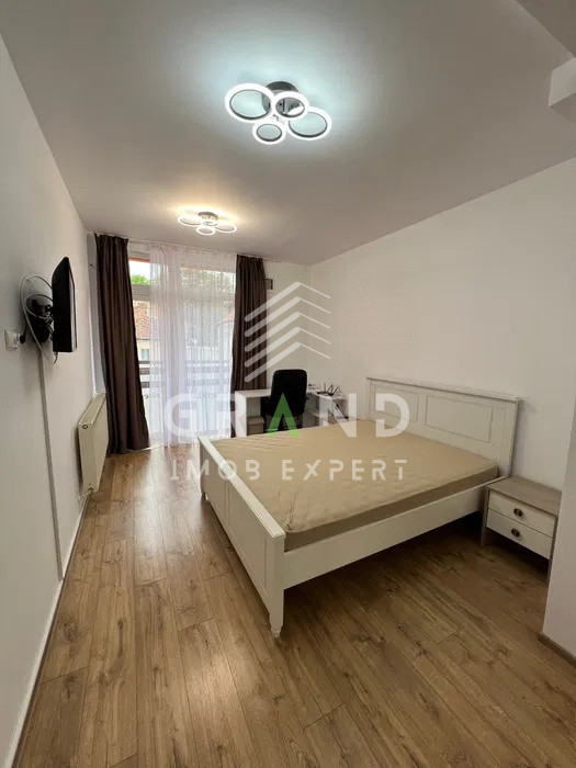 Ap 2 camere, TERASA, PARCARE, zona Centru/Platinia/BT Arena