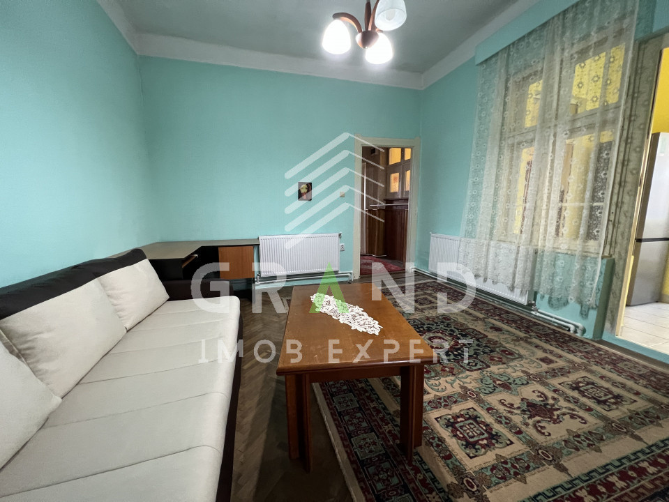 CASA/BIROU 110mp+CURTE 100mp,PARCARE,Zona Grigorescu/P-ta 14 iulie