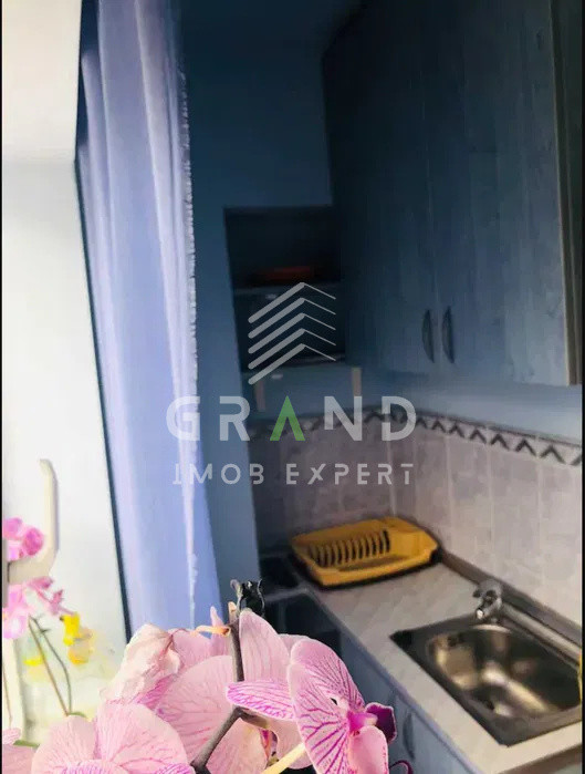 Ap 2 camere DECOMANDAT,zona Intre Lacuri