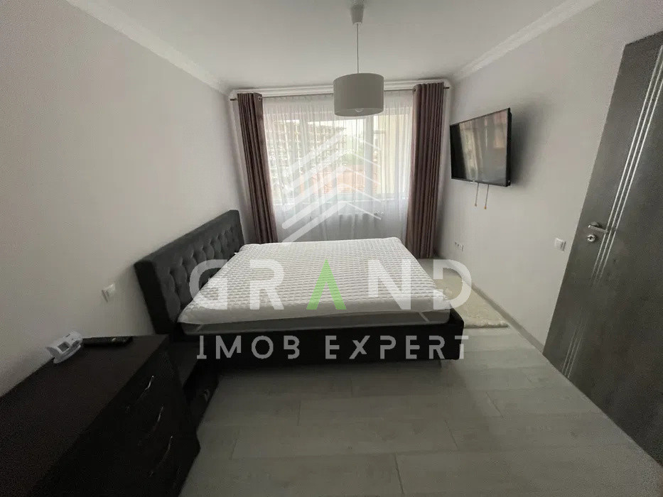 Ap 3 camere/ 2 BAI/ PARCARE SUBTERANA/ BALCON/ zona Calea Baciului